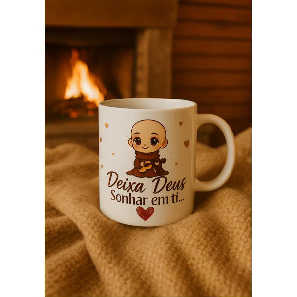 “A caneca perfeita para suas madrugadas de oração com Frei Gilson.”